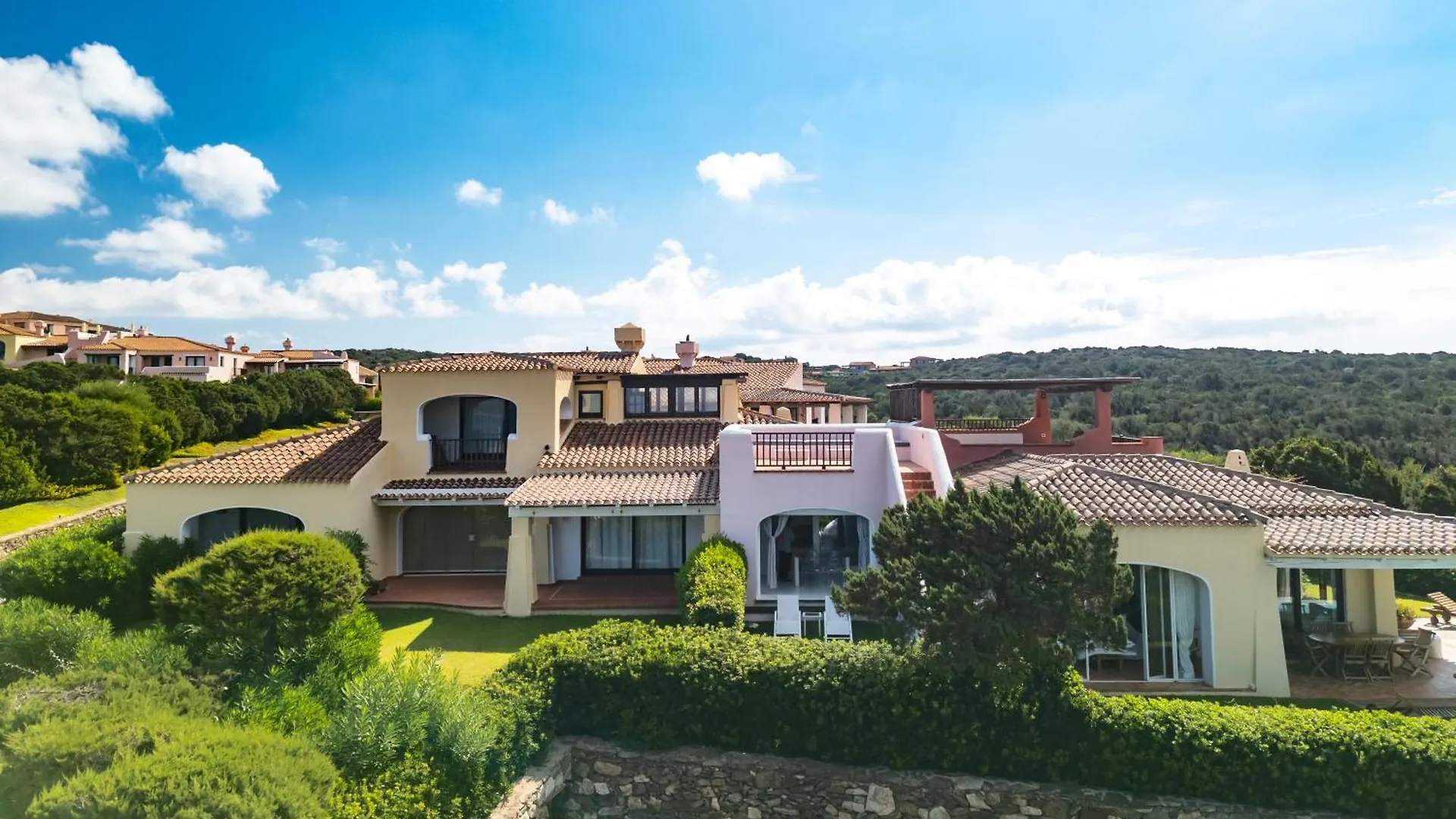 Villa Porto Cervo Cala Del Faro, Villetta Con Giardino E Rooftop Capo Ferro Italy